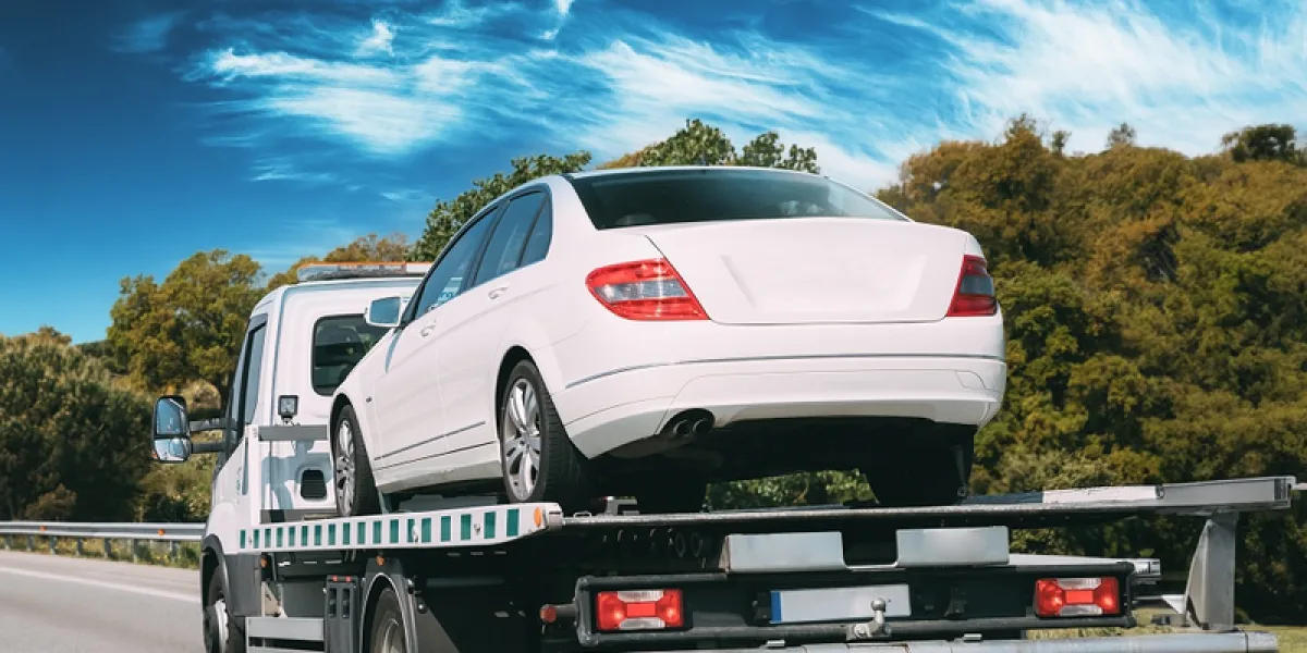 Эвакуация легковых автомобилей — бережно и быстро